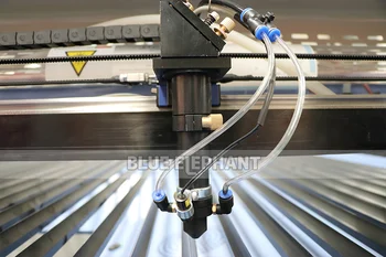 1326 CO2 Lazerio pjovimo staklės, metalo ir Ne Metalo Graviravimas Mašina Akrilo Plonas metalinis 3D Kristalų Tekstilės Audinio