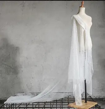 1m Tuščiaviduriai Tinklinio Audinio Suknelės Fahion Drabužių Studija Fone Apdailos, Aukštos Kokybės