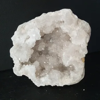 200-250g natūralus Baltasis agatas geode kristalų sankaupos gausybės ragas feng shui Dekoratyvinis akmuo, akmenys