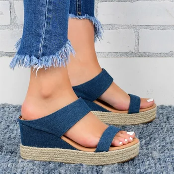 2020 Batai Moterų Sandalai Vasarą Kietas Storas Dugnas Plokščias Sandalai Moterims, Europos, Amerikos Stiliaus Ponios Batai Gyvatė Spausdinti Sandalai