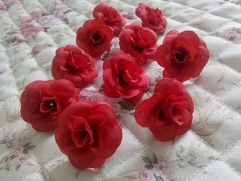 Karšta! Pardavimas, 50 vnt / raudona Gėlė, 4 cm Dirbtinio Šilko gėlių, Rožių Vadovai Vestuvių Kalėdinis vakarėlis, 