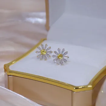 Korėjos Karšto Pardavimo bižuterijos 925 Silver Needle 14 KARATŲ tikru Auksu Auskarai Elegantiškas Mažai Daisy Moterys Kasdien Auskarai