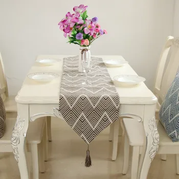 Šiaurės europos stiliaus aukštos kokybės stalo runner didmeninė siuvinėti china stalo runner vestuvių viešbutis vakarienę